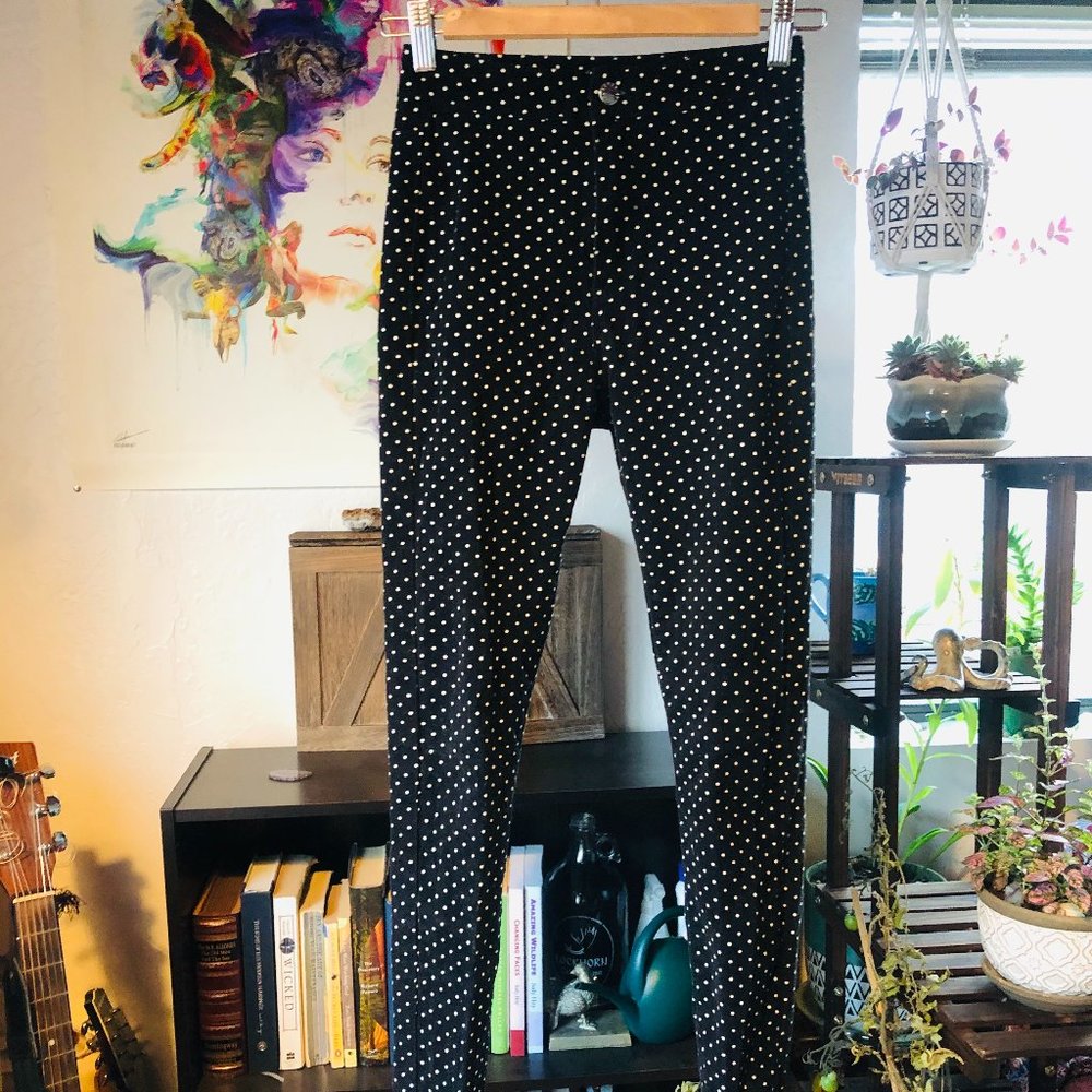 High-Rise Polka Dot Jeggings (24/0)